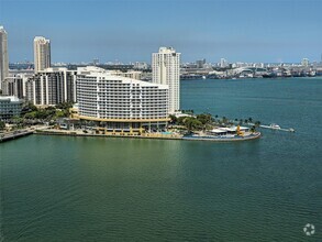 Building Photo - 1155 Brickell Bay Dr