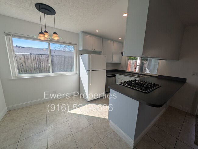 Building Photo - 4140 Stonecutter Way