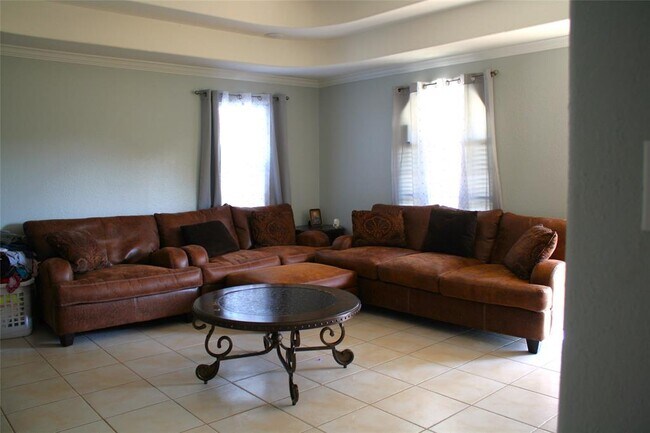 Foto del edificio - 1114 Jackrabbit Rd