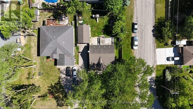 Building Photo - 1218 Hamilton Rd