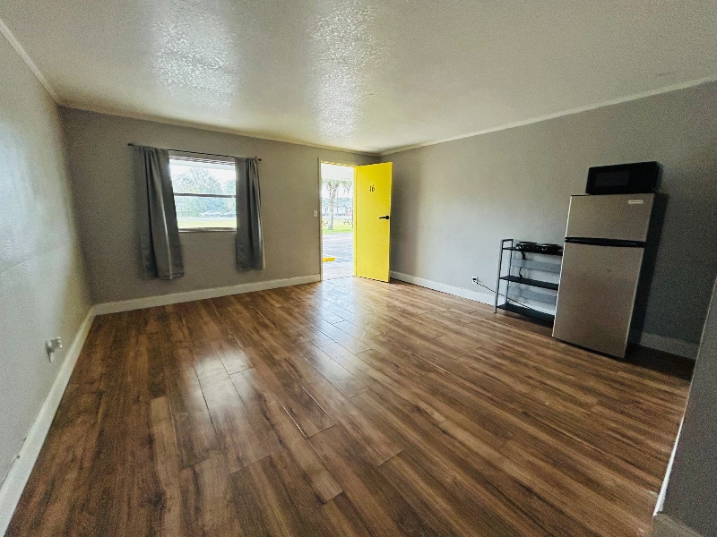 Building Photo - 553597 US-1