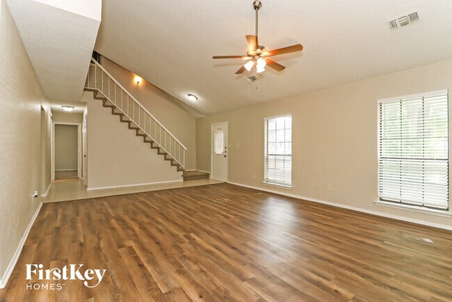 Foto del edificio - 4626 Amherst Ln
