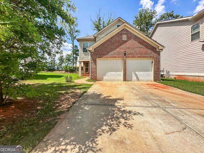 Building Photo - 196 Daisy Cir