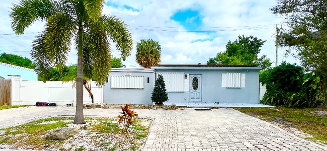 Photo - 2964 NE 13th Ave House