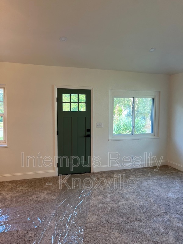 Photo - 1712 Vada Cir House