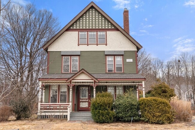 Foto del edificio - 187 Pleasant St