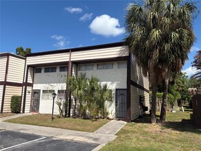 Building Photo - 1800 Warringwood Dr