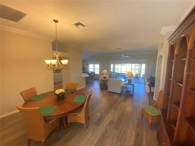 Building Photo - 2295 Gatsby Ln