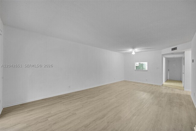 Building Photo - 1200 NW 87th Ave