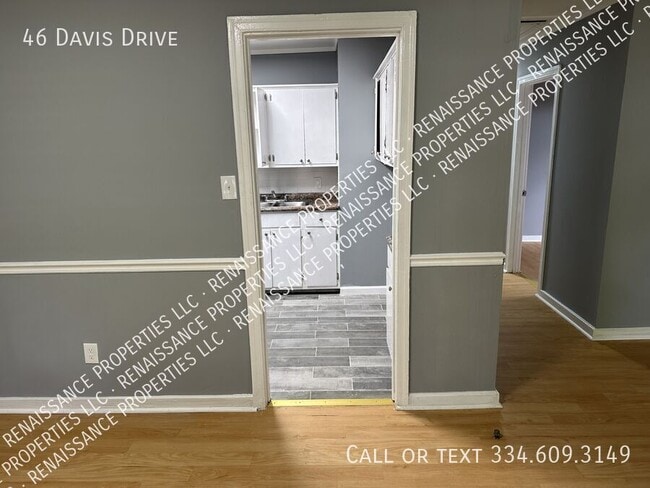 Foto del edificio - 46 Davis Dr