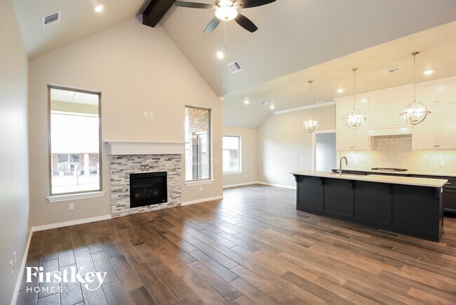 Building Photo - 625 Texoma Dr