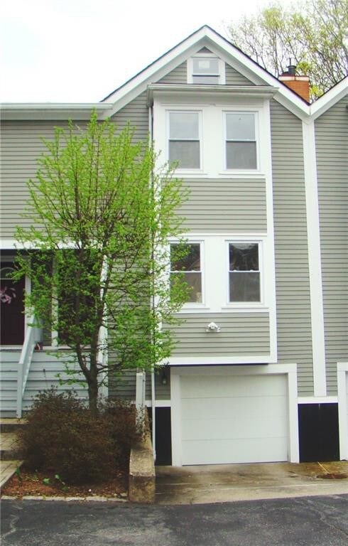 Primary Photo - 153 Doyle Ave