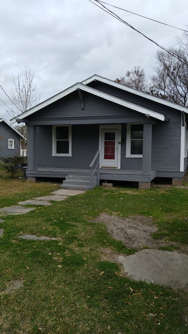 Foto del edificio - 2781 Sabine Pass Ave