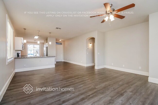 Foto del edificio - 3713 W Glass Ln