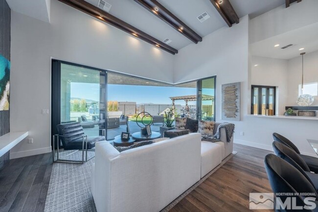Building Photo - Luxury Toll Brothers Single Level Home in ...