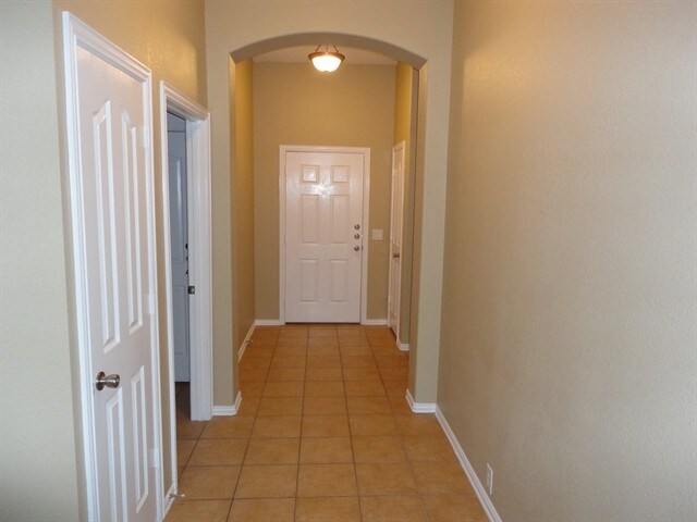 Foto del edificio - 1616 Cowtown Drive