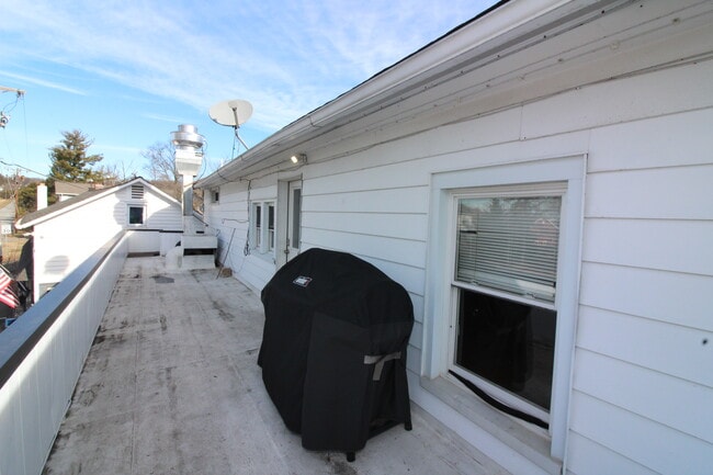 Building Photo - 171 Stanton Rd