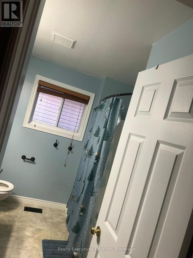 Photo du bâtiment - 197 Farley Dr