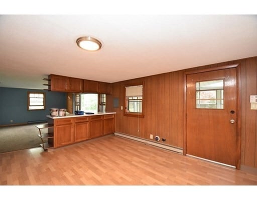 Building Photo - 63 Standish St