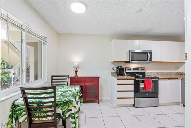 Building Photo - 260 Timber Lake Cir