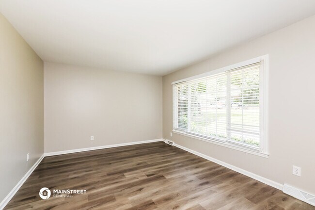 Building Photo - 5801 Woody Grove Rd