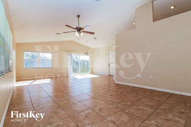 Building Photo - 8418 Goldome Dr