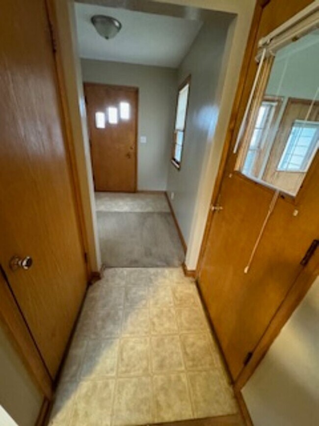 Foto del edificio - MOVE IN SPECIAL! 1ST MONTH RENT FREE! JUST...