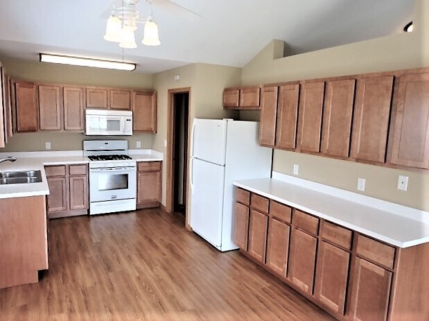 Foto del edificio - 2613 E Farmington Court