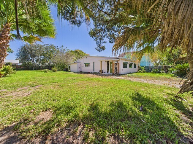 Foto del edificio - 713 6th St