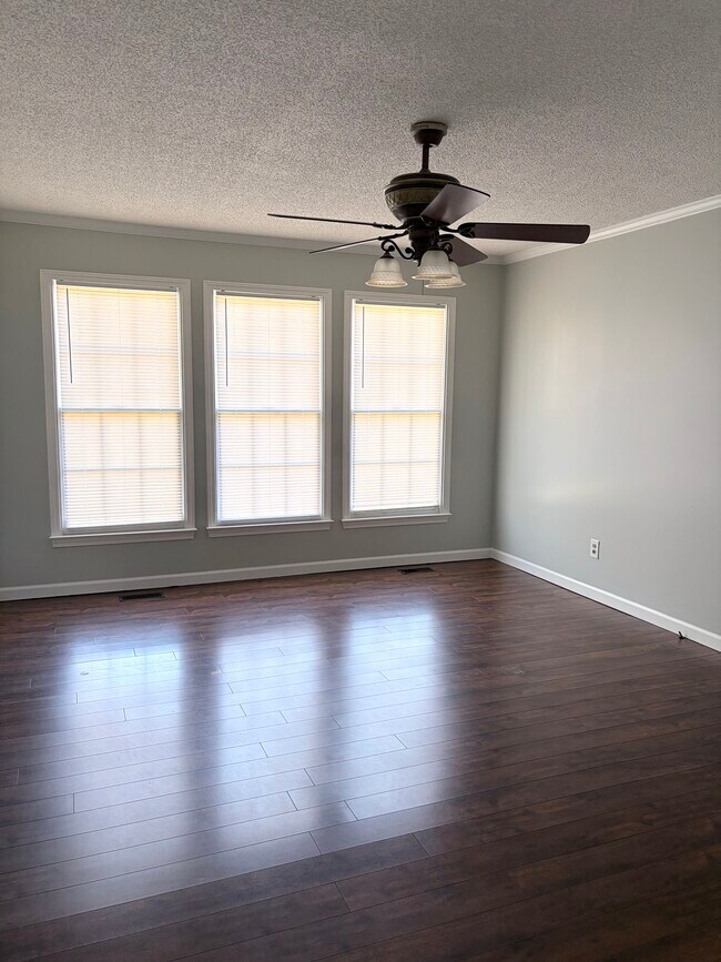 Foto del edificio - 25 Kingston Rd