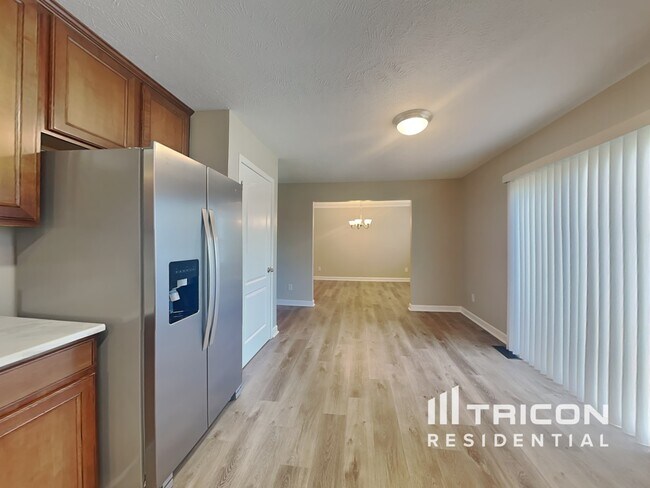 Building Photo - 312 W Winterberry Trail