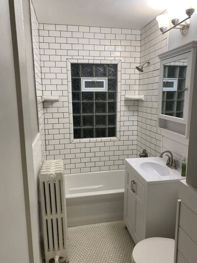 Building Photo - 3923 Upton Ave N