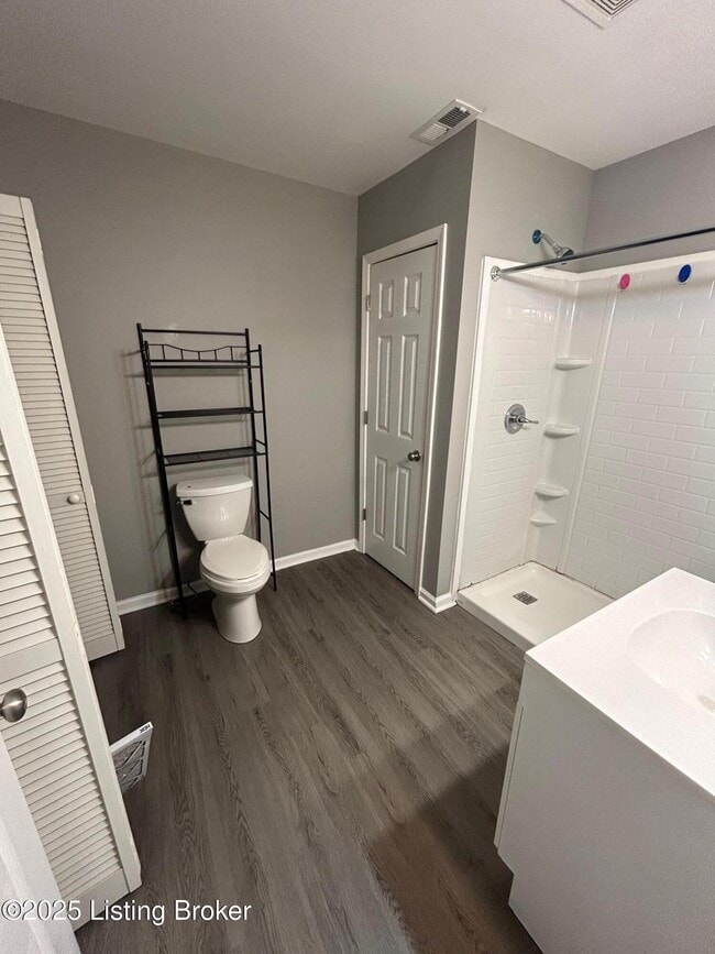 Building Photo - 3960 Craig Ave