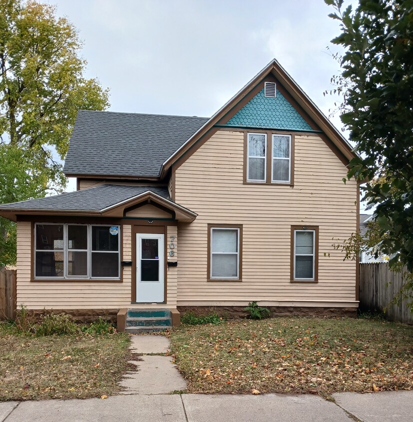 Foto principal - 708 7th street