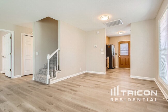 Foto del edificio - 426 Kinsey Blvd