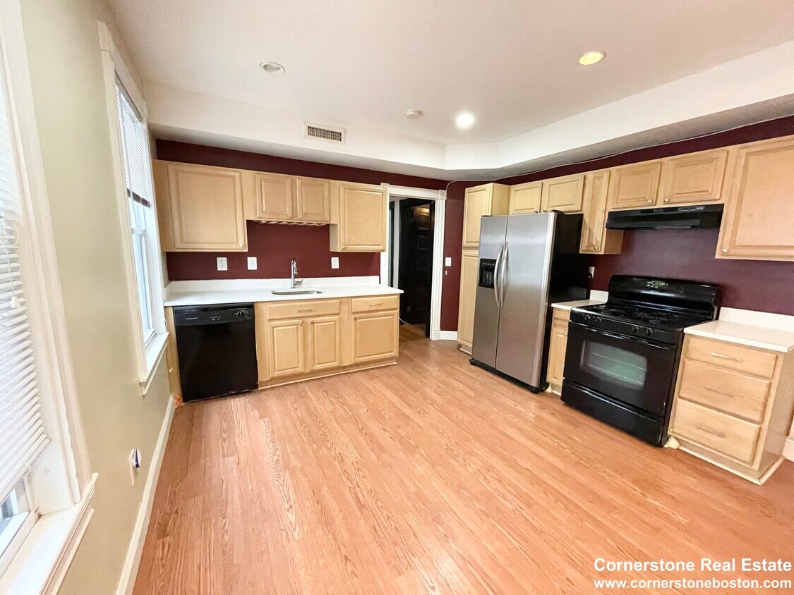 Foto principal - 10 Bucknam St
