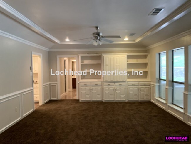 Building Photo - 506 Linkcrest Dr