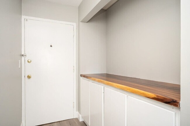 Foto del edificio - 215 Piedmont Ave NE