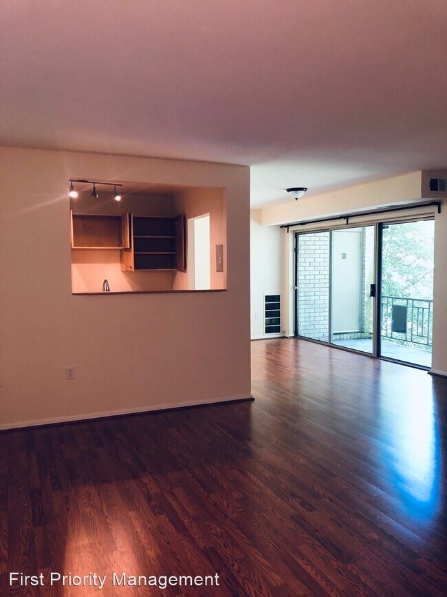 Foto del edificio - 1 br, 1 bath House - 12401 Braxfield Ct. #479