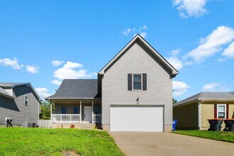 Building Photo - 519 Fox Trot Dr