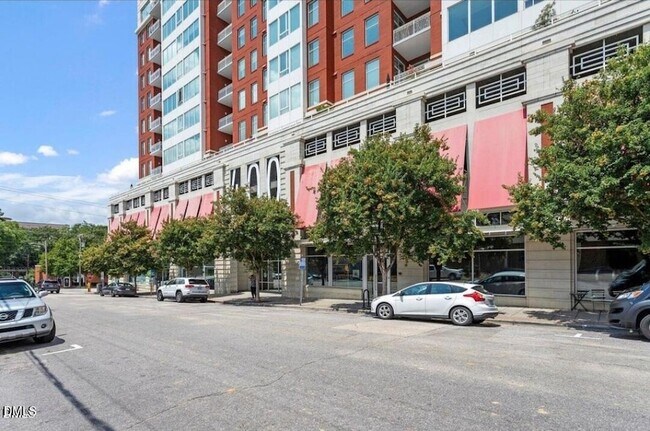 Foto del edificio - 400 W North Street Unit 10174037