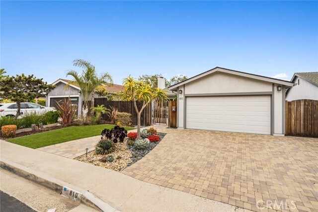 Building Photo - 810 Camino De Los Mares