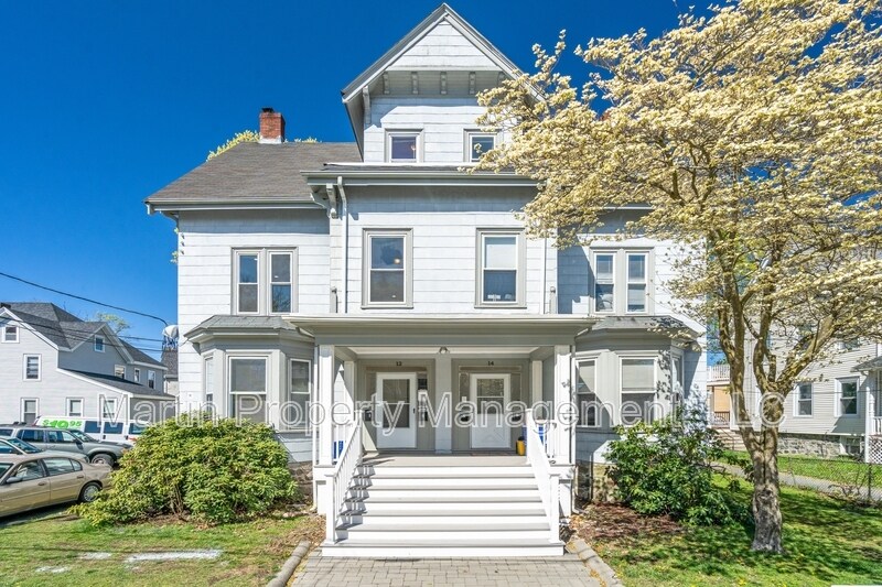 Primary Photo - 14-14 Beltran St