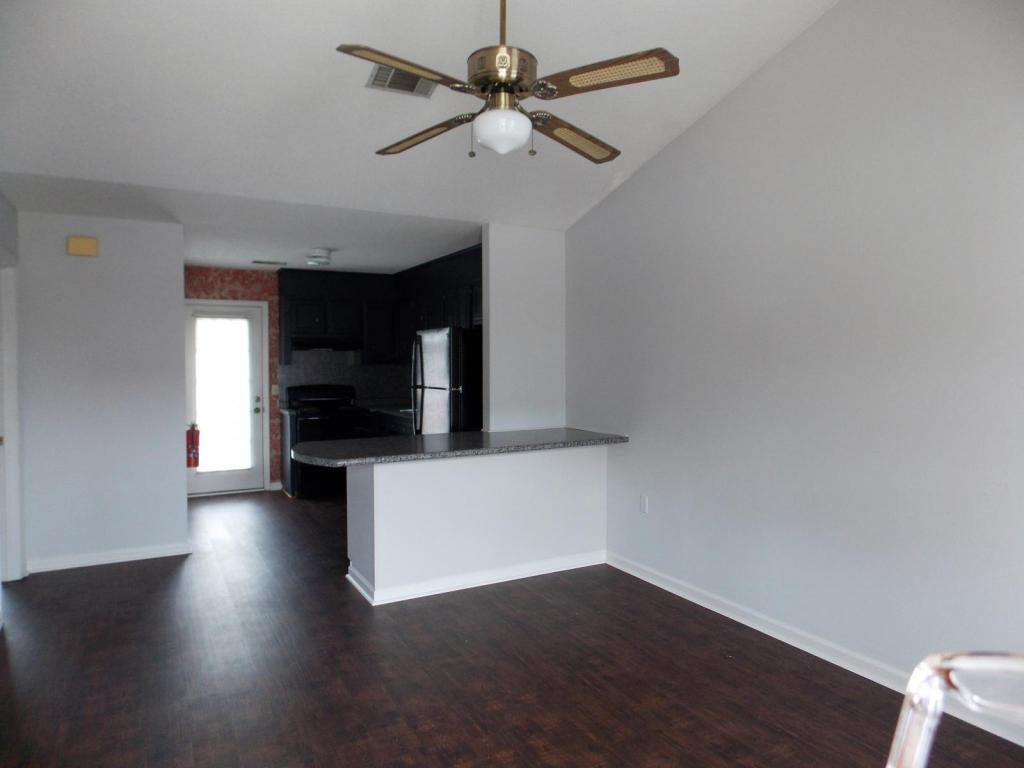 Foto principal - 140 Lanier Dr