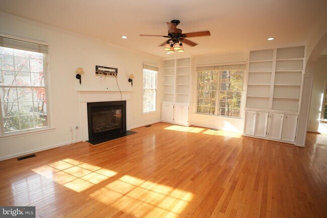 Foto del edificio - 23293 Misty Pond Ln