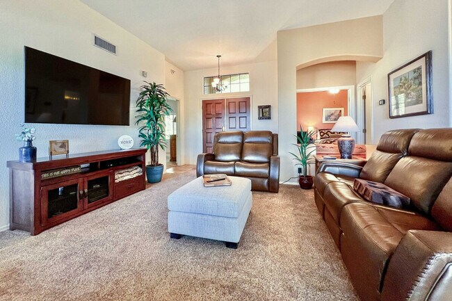 Building Photo - 1195 Camino Diestro-SI ID1385973P