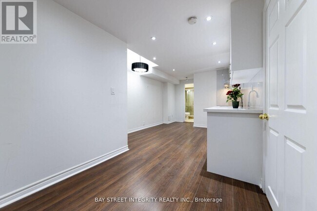 Photo du bâtiment - 5657 Raleigh St