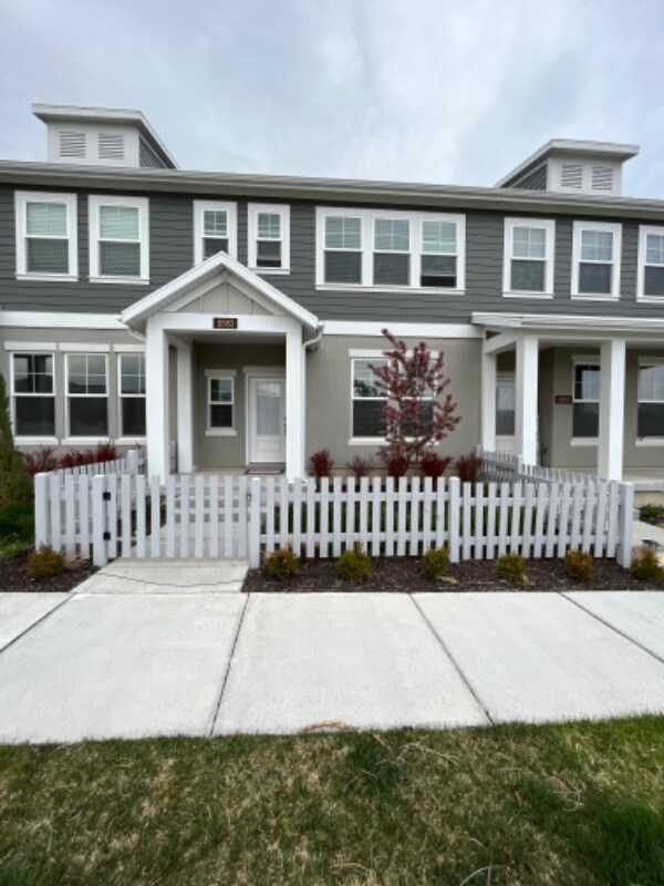 11583 S Prosperity Rd, South Jordan, UT 84009 Townhome Rentals in