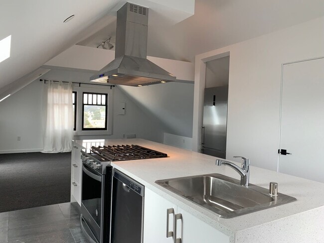 Building Photo - Truax House