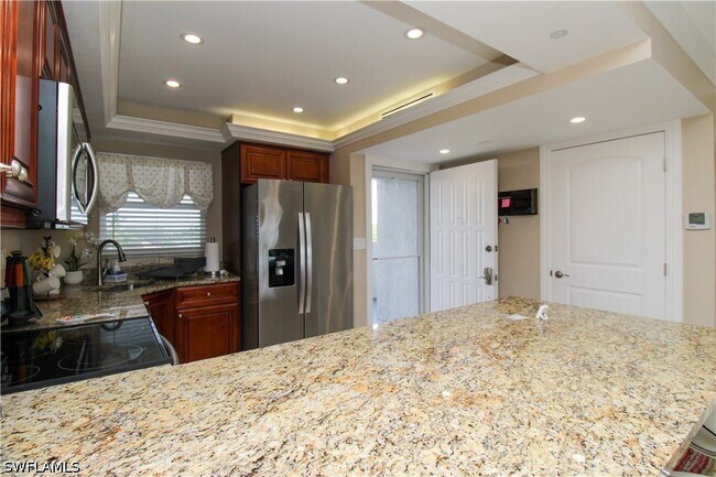 Foto del edificio - 190 Pebble Beach Blvd